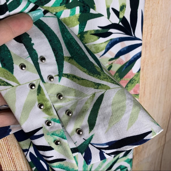 NWT Roz & Ali tropical Classic Fit Ankle Crop Pant - Picture 8 of 11